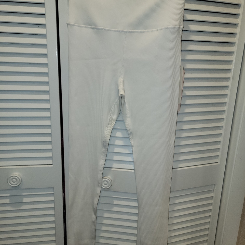 White Leggings!
